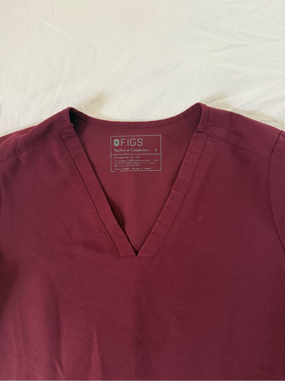 FIGS Burgundy Scrub Set - XS/Small - Picture 3 of 8
